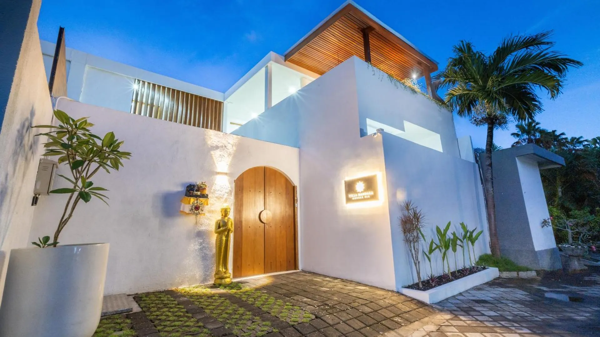 Villa Mandara Double Six Legian